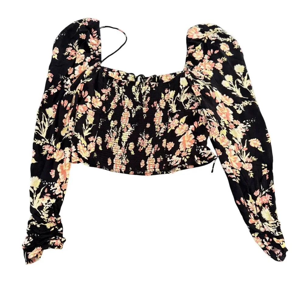 Free People Hilary Print Puff Sleeves Cropped Black Blouse Top, Size S NWOT - Picture 2 of 10